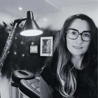 Episode 2 – Suite à un choc émotionnel, Lydie décide de s’engager et bouleverse sa vie professionnelle