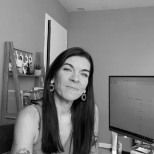 Episode 16 – Gaëlle : reconversion de comptable à Community manager à 40 ans, crise de la quarantaine et nouveau départ